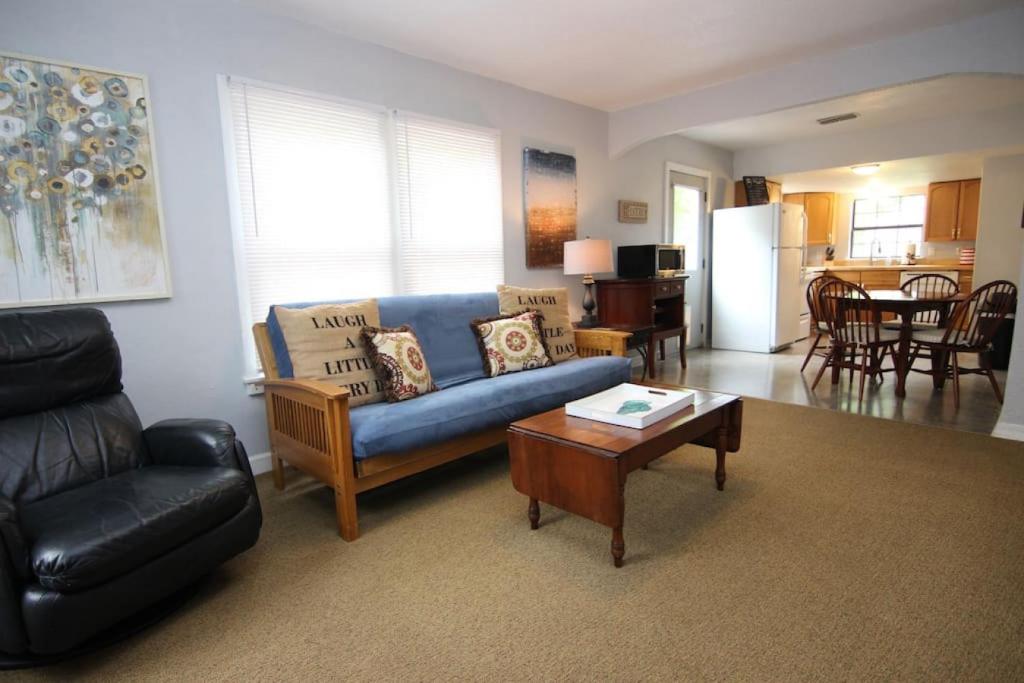 Nacogdoches Haus Available for Monthly Rentals, New Braunfels (updated