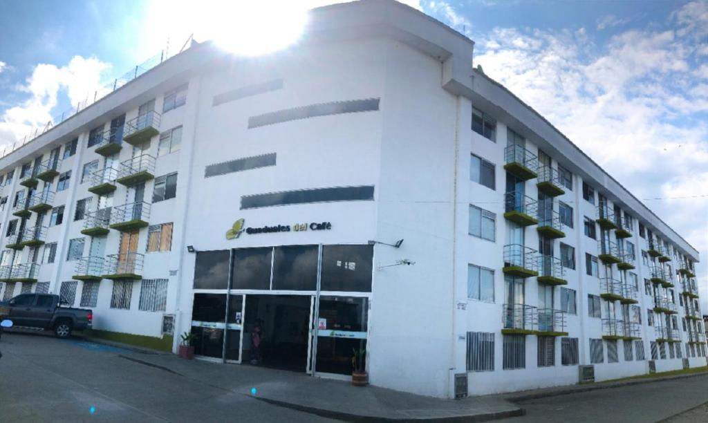 Budova, kde se aparthotel nachází