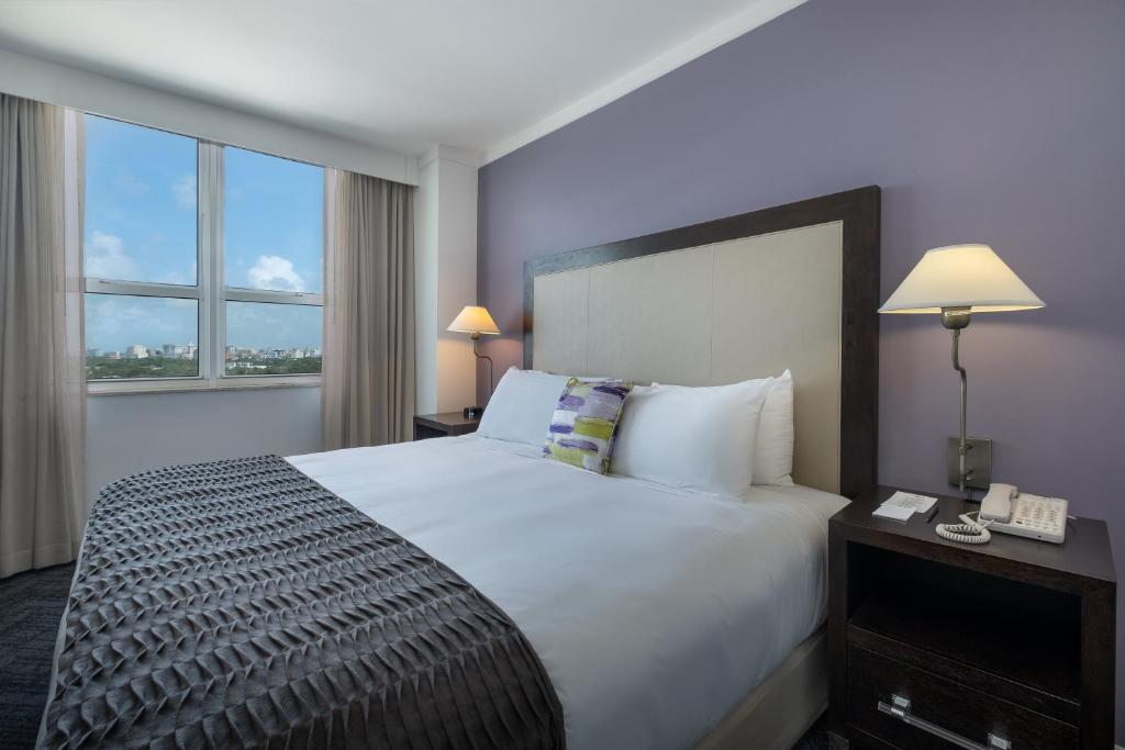 Hotel Arya BW Premier Collection - غرفة الملك مع عرض المدينة