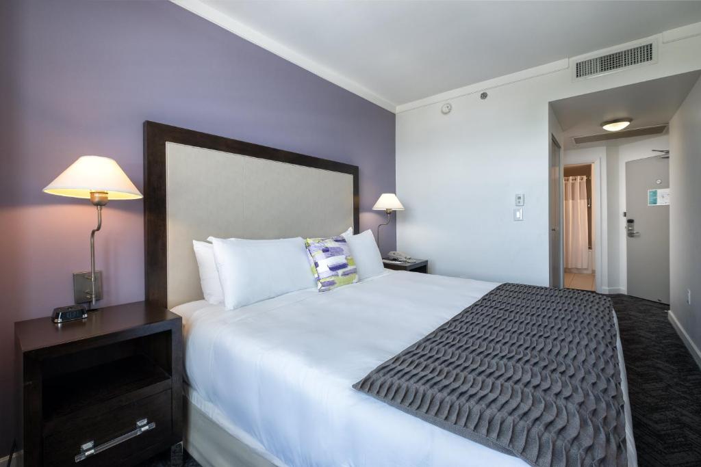 Hotel Arya BW Premier Collection - Room King Con Vista A La Ciudad