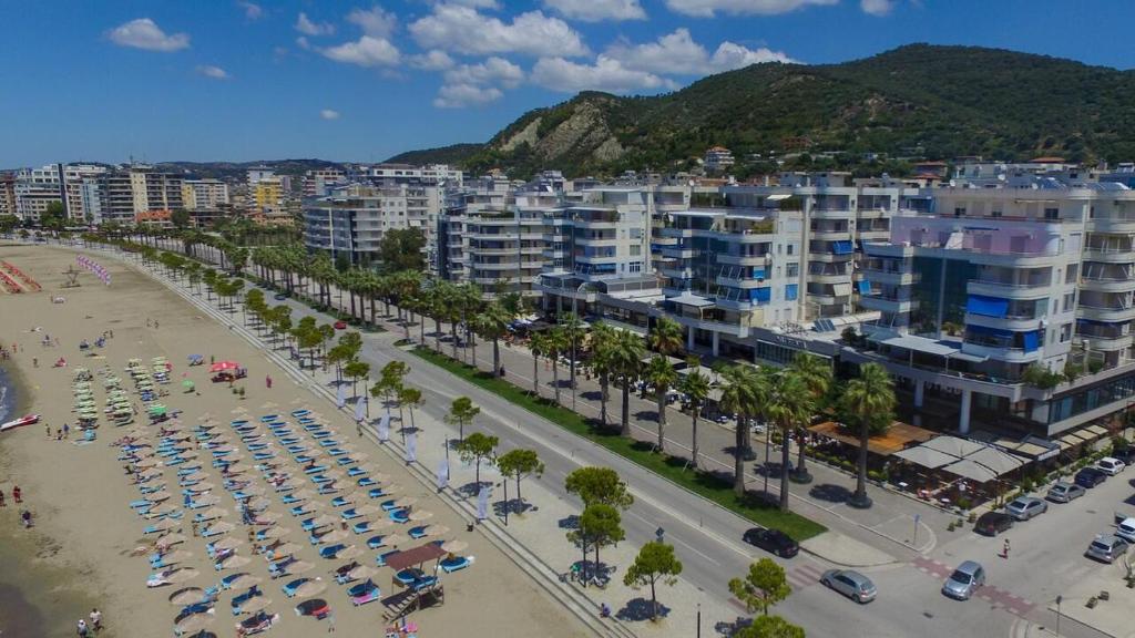 Lungomare Luxury Sea View Apartaments - Image 6