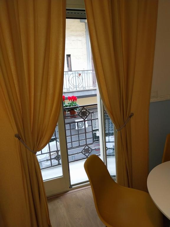 Zdjęcie z galerii obiektu Fra&Fra's home nel cuore del centro storico di Napoli w mieście Neapol