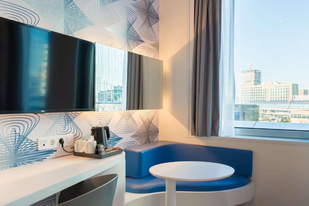 Un lugar para sentarse en Park Inn by Radisson Amsterdam City West