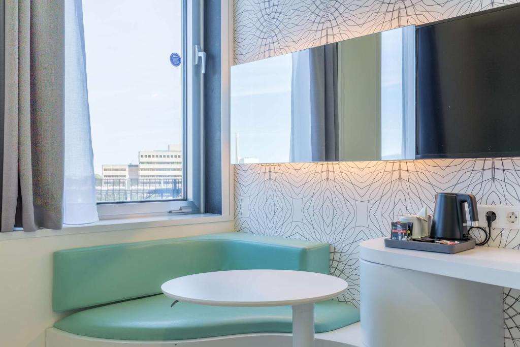 Park Inn by Radisson Amsterdam City West - Resim 18