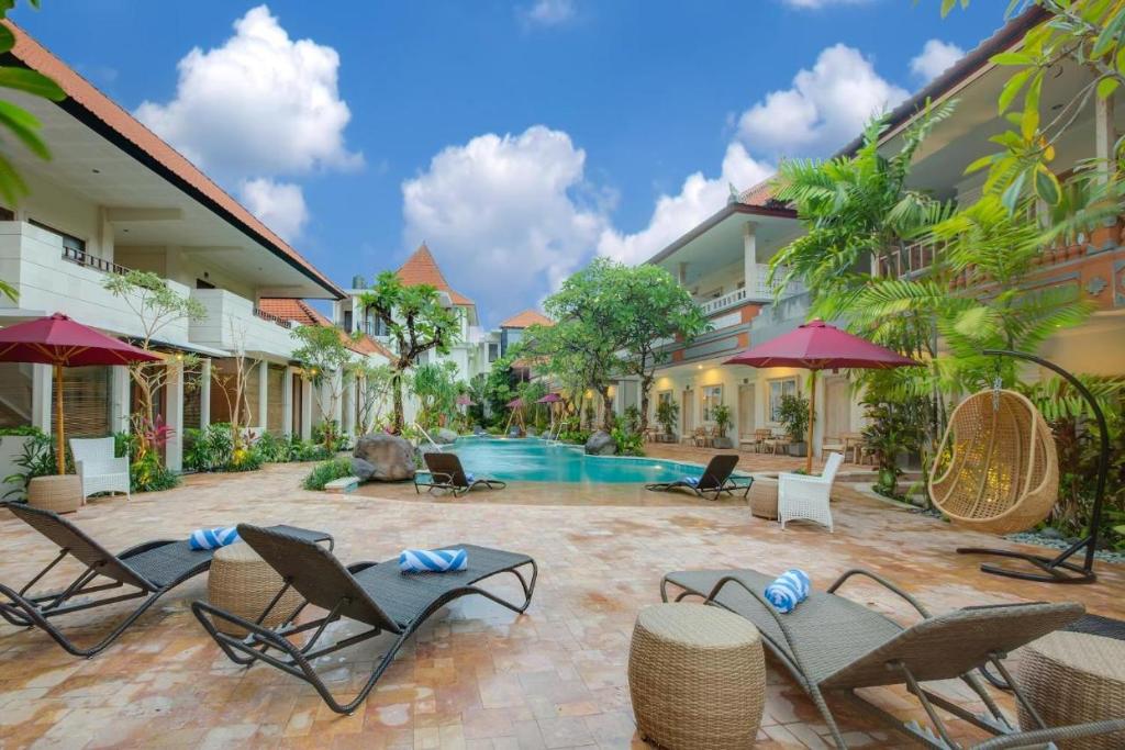 Bazén v ubytování Baleka Resort & Spa nebo v jeho okolí