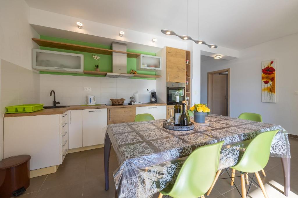 Kuchyňa alebo kuchynka v ubytovaní Apartment Flandria