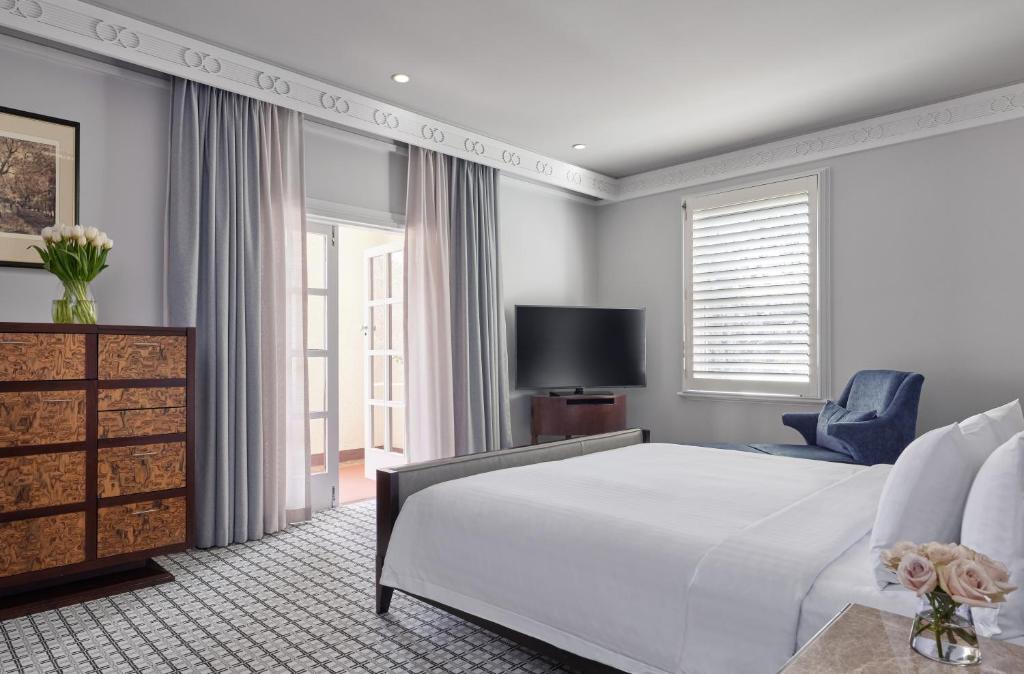 
Heritage King Room with Balcony
