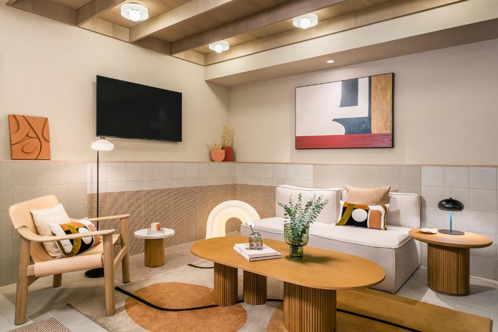 YING'nFLO, Hong Kong, Wan Chai 3