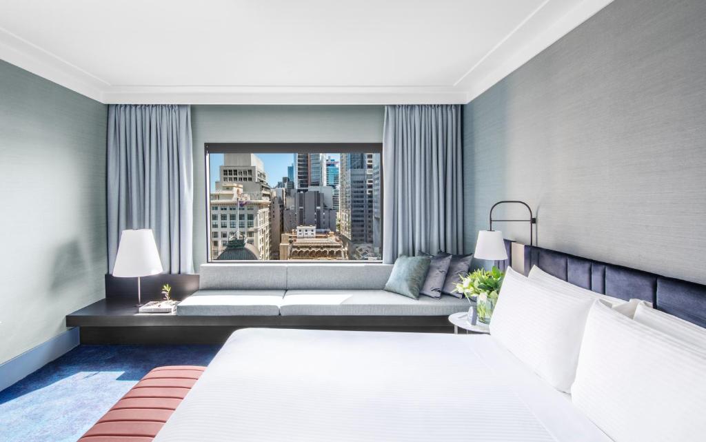 Postel nebo postele na pokoji v ubytování InterContinental Sydney by IHG