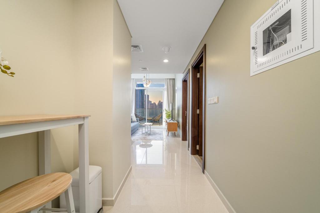 Fotografie z fotogalerie ubytování ALH Vacay - Amazing 1 Bedroom in Vera Residence v Dubaji