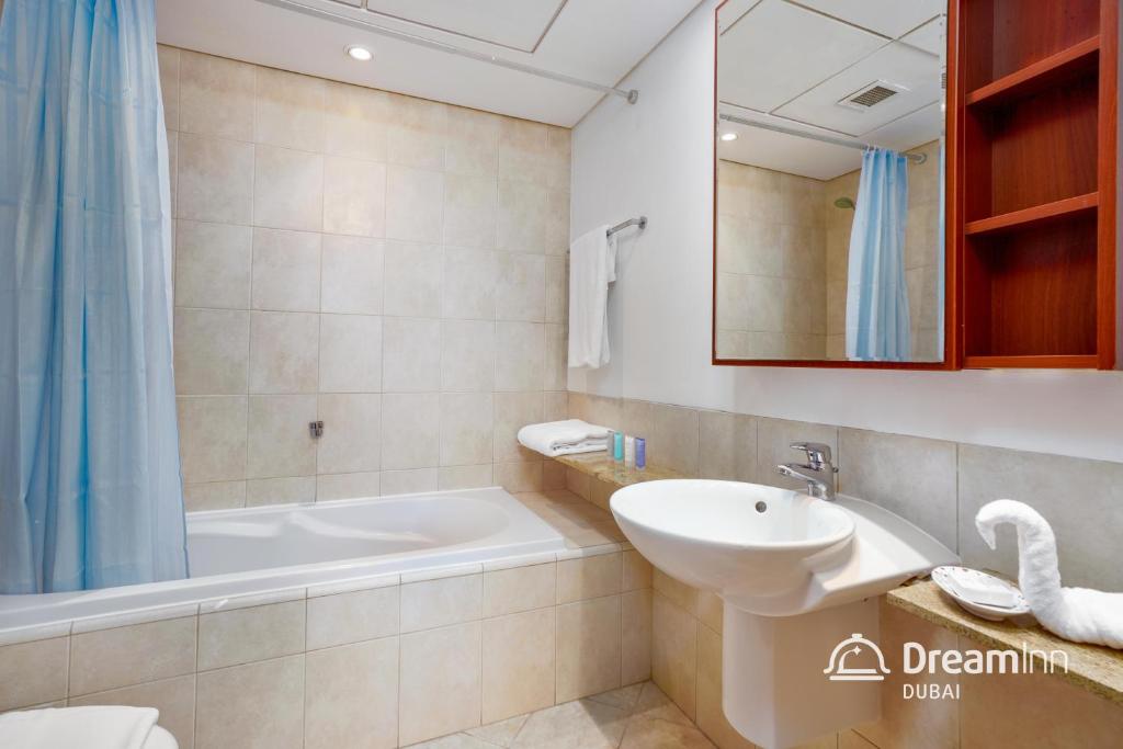 Koupelna v ubytování Dream Inn Apartments- Emaar Towers - Rega Al Buteen