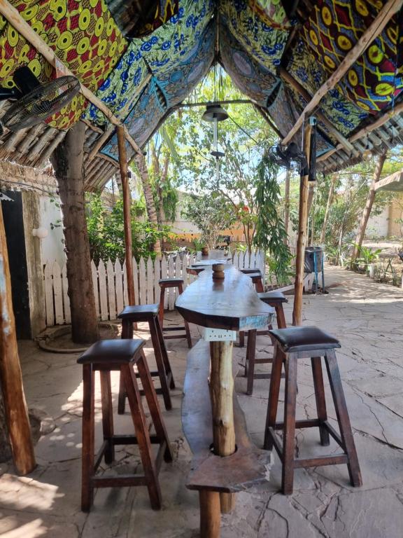 Patio nebo venkovní prostory v ubytování Tulia House Backpackers