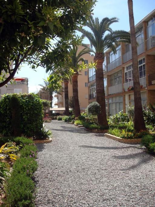 Appartement with sea views, pool and carpark, Albir, Spain ...