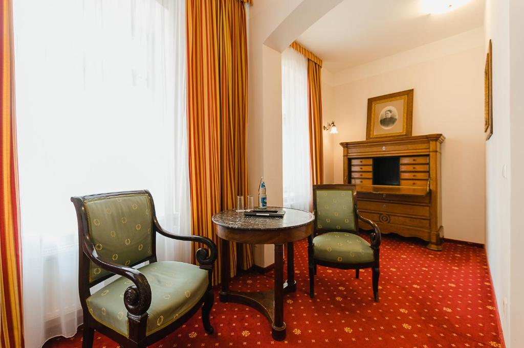 Posezení v ubytování Hotel Alt Görlitz