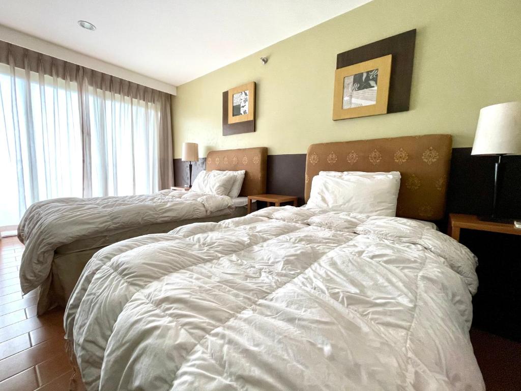 One Tagaytay Place Private Residences - شقة مع تراس