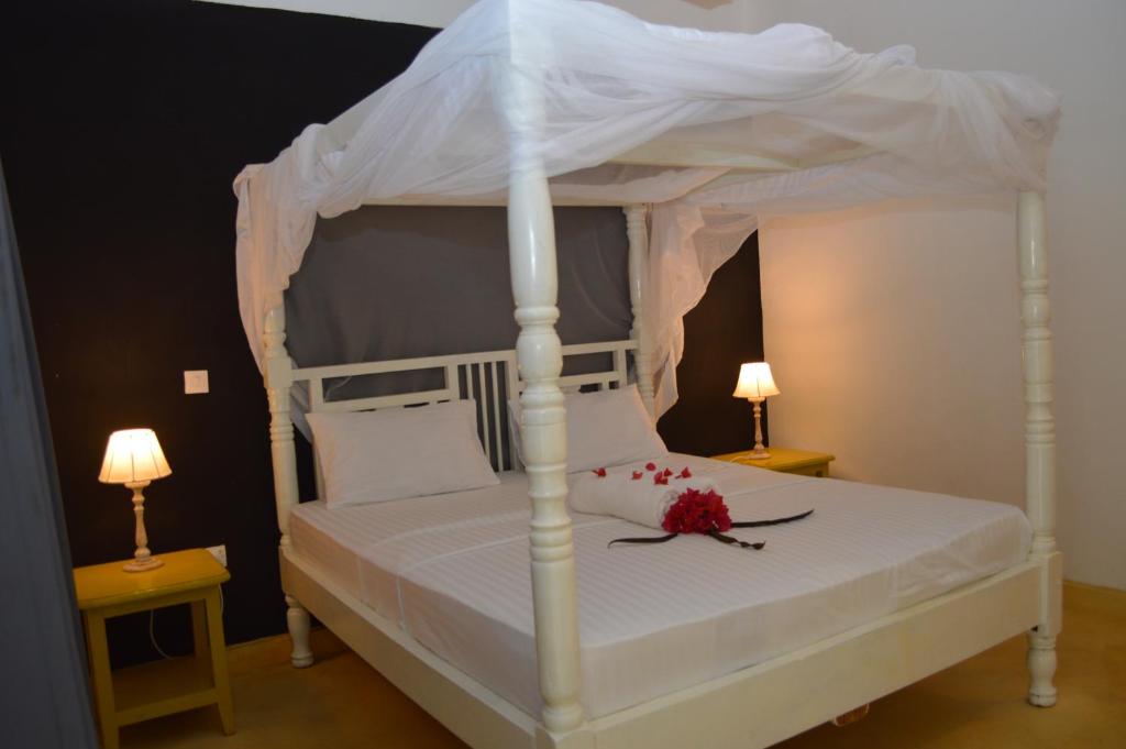 Pole Pole Beach House - Chambre Double De Luxe Avec Balcon