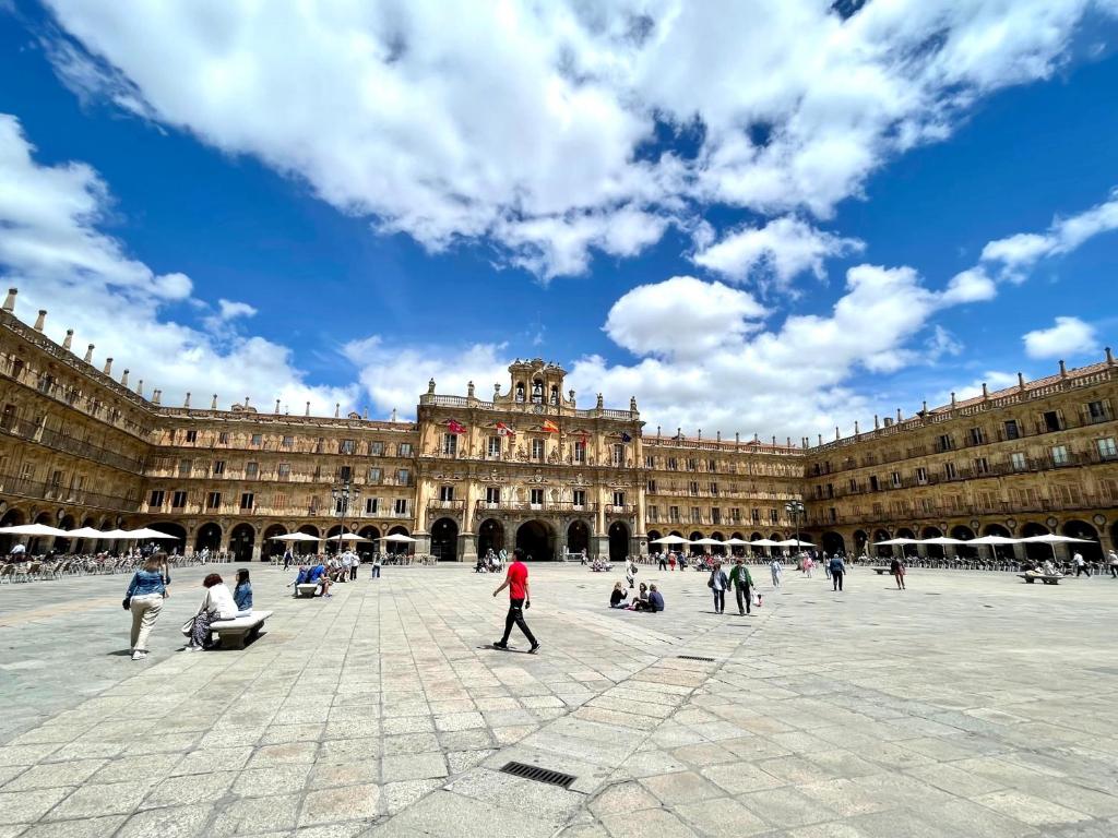 Fotografia z galérie ubytovania Brocense Centro 2 habitaciones v destinácii Salamanca