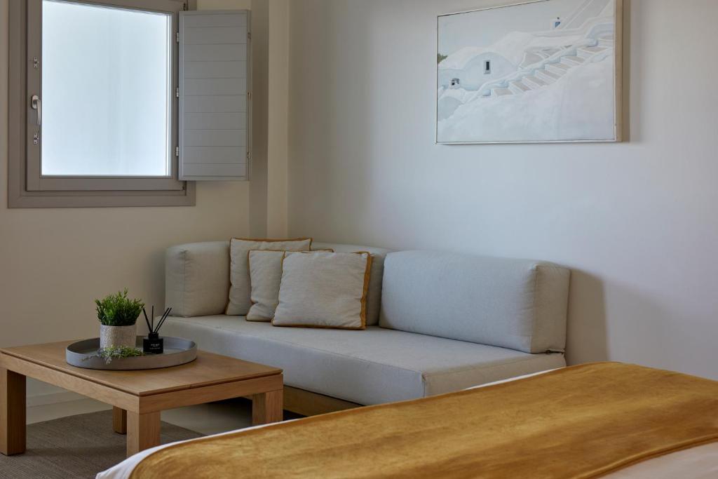 Alti Santorini Suites - Caldera View - 13