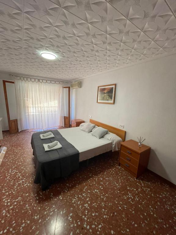 Booking.com: Gran apartamento con la playa a 2 kilómetros ...