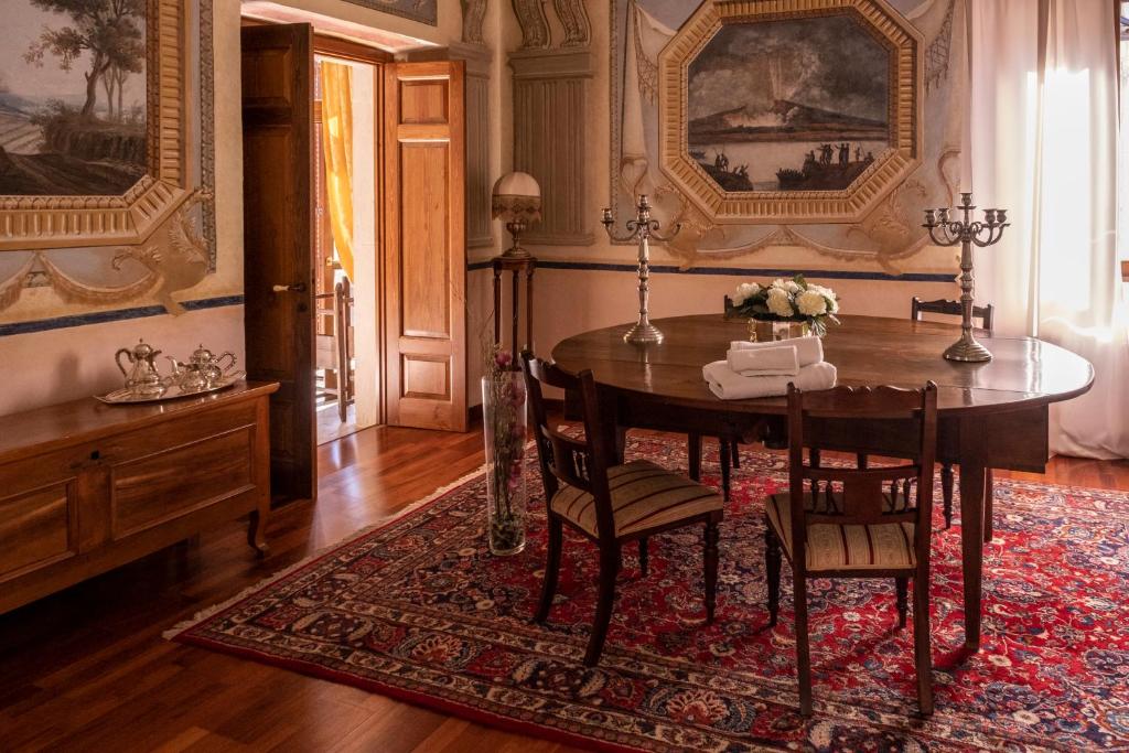 Posedenie v ubytovaní Casa Senatore