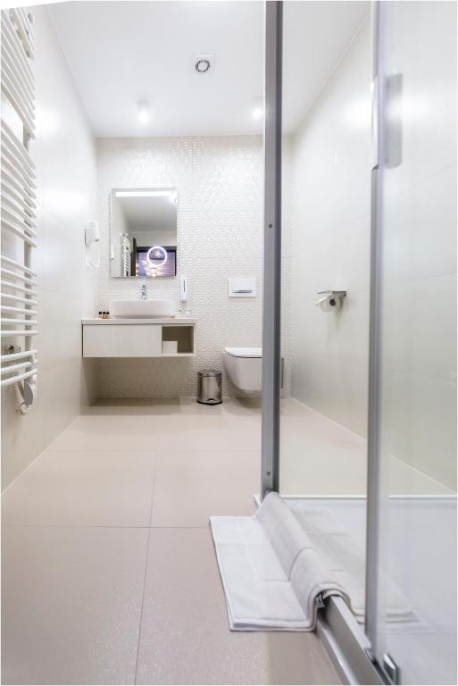 Hotel Szatmári & Étterem Jászberény - Habitación Gemela Superior