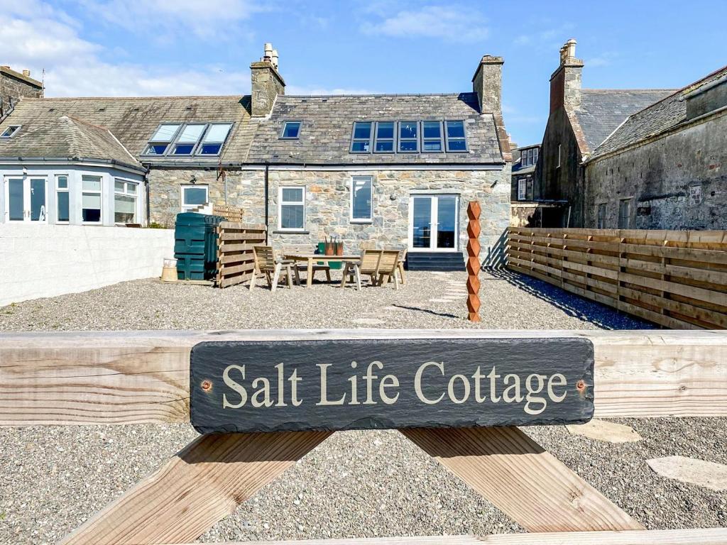 Saltlife Cottage, Port William – Updated 2024 Prices
