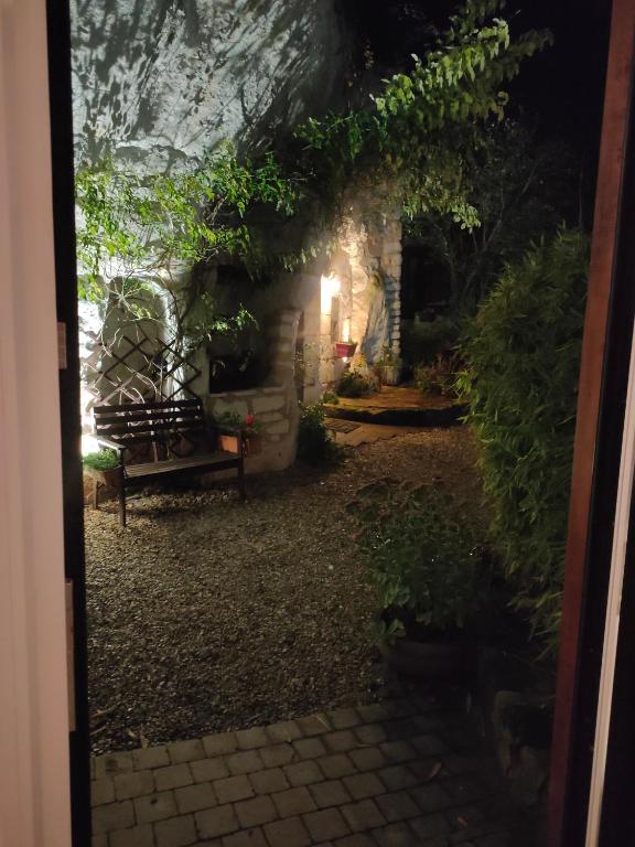 Les Troglos de Beaulieu - Vierpersoonskamer Troglo “Le Logis Du Gardien”
