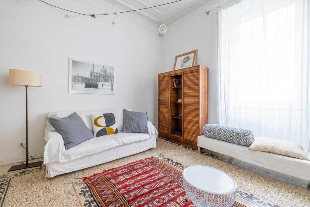 Część wypoczynkowa w obiekcie HospitalityRome Comfortable Apartament with Terrace
