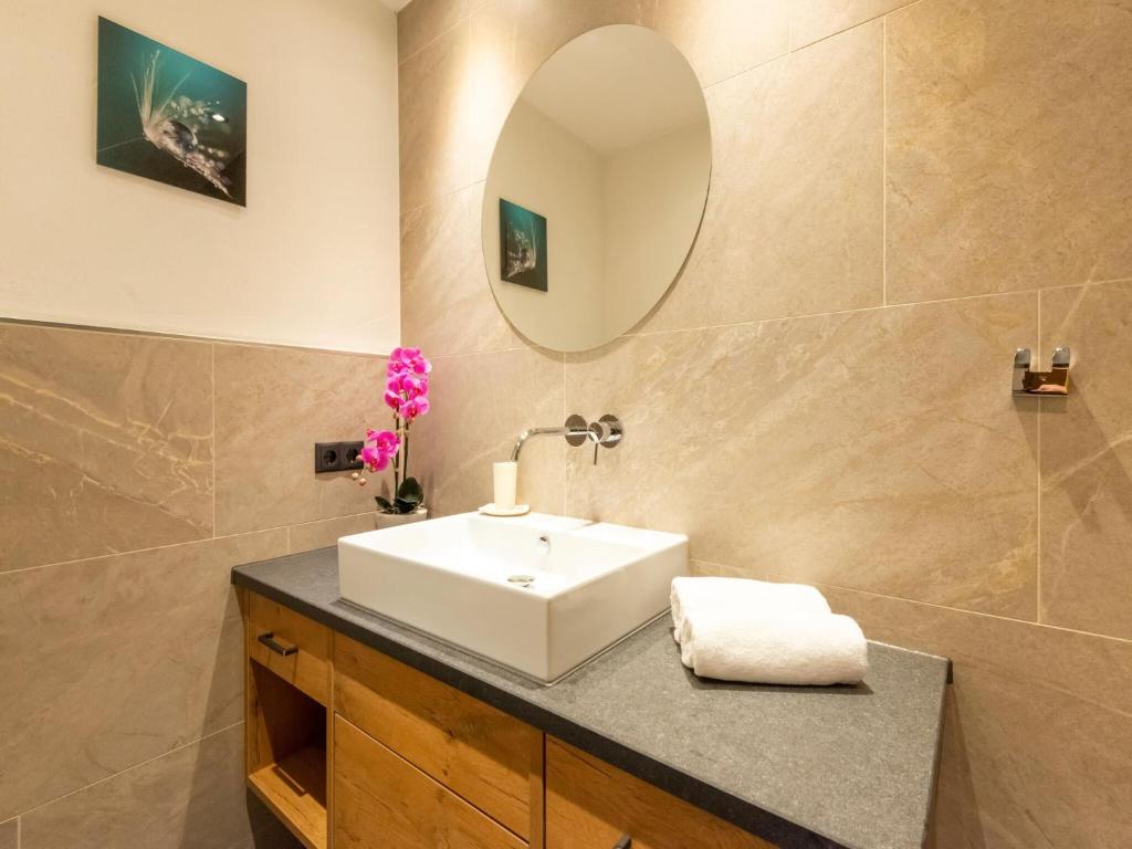 Koupelna v ubytování Apartments Heissangerer