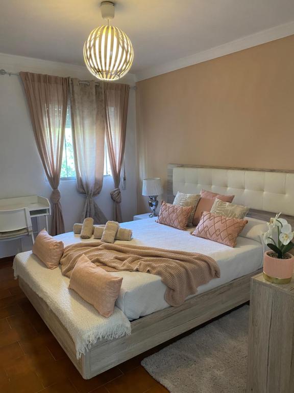 Fotografia z galérie ubytovania Chalet adosado corta temporada 2 dormitorios v destinácii Benalmádena