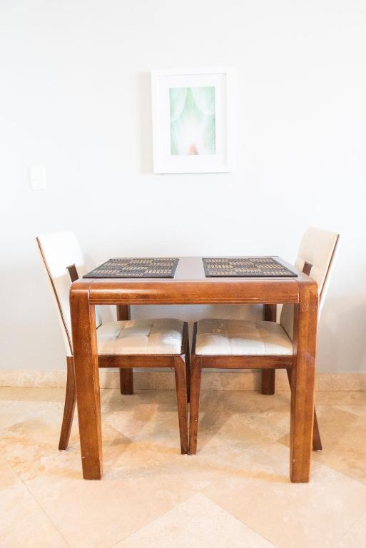 Fotografie z fotogalerie ubytování Private Poolside, Loft-Like Condo with Panoramic Grace Bay Views, Walk to Beach, Restaurants, & Turtle Cove Marina! v destinaci Turtle Cove