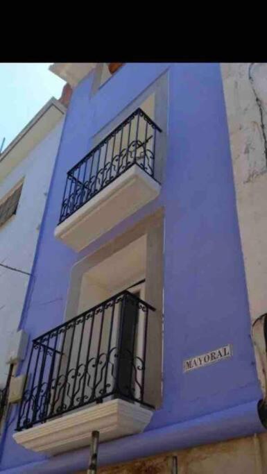 A balcony or terrace at Casa típica aragonesa.
