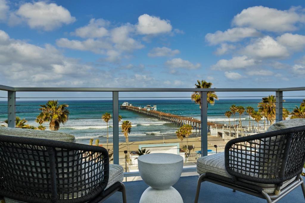 Mission Pacific Beach Resort, part of JdV by Hyatt - Oceanfront King Studio