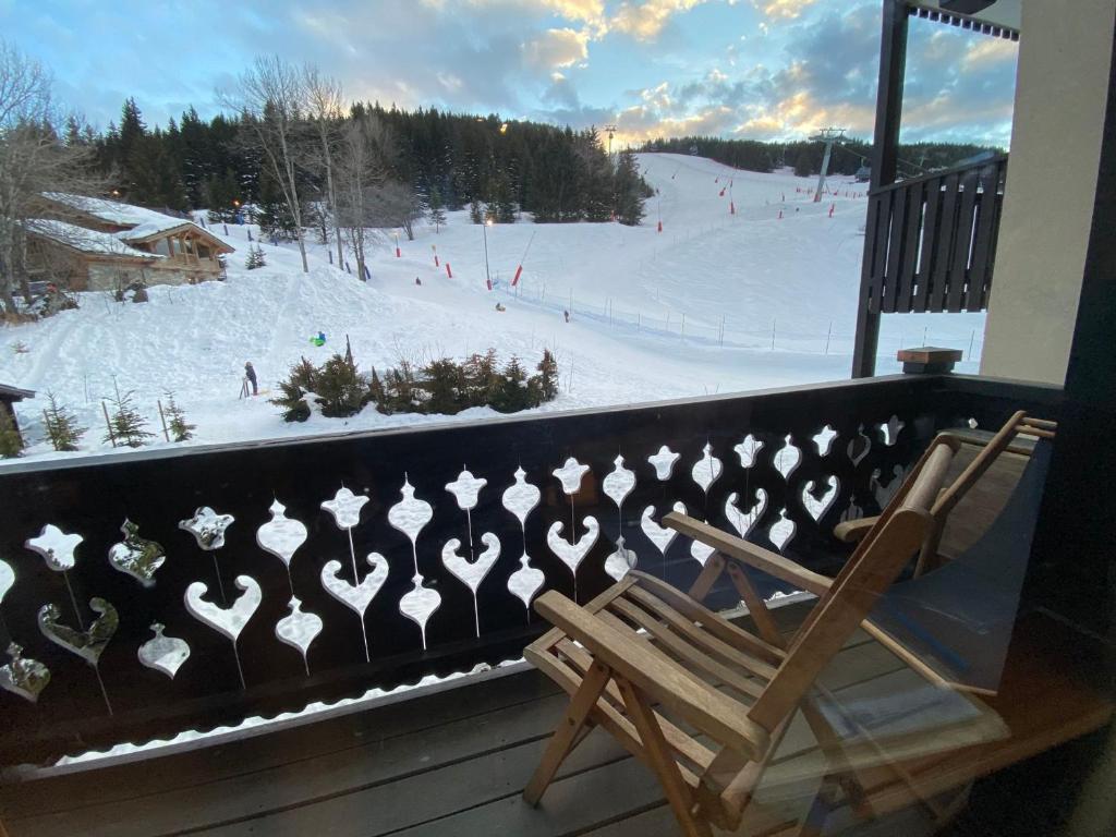 Appartement 3 pièces skis aux pieds, balcon, garage, Wi-Fi à Courchevel 1550 - FR-1-514-74 v zime