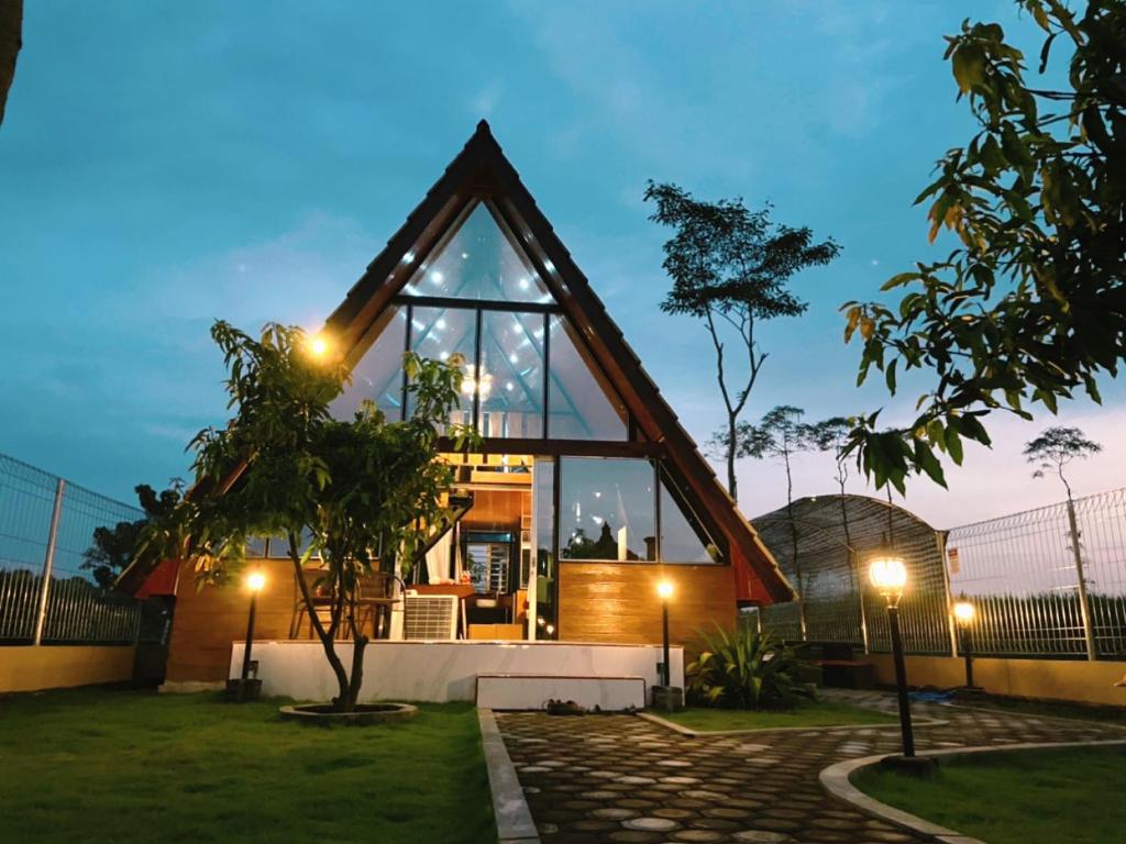 Zahrada ubytování Villa Desa Pehkulon