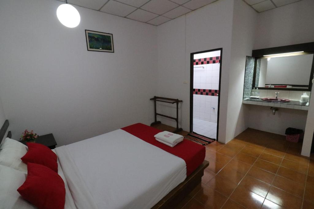 Baan Nat The Village - Resim 16