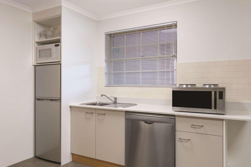 Adina Serviced Apartments Canberra Kingston - Resim 16