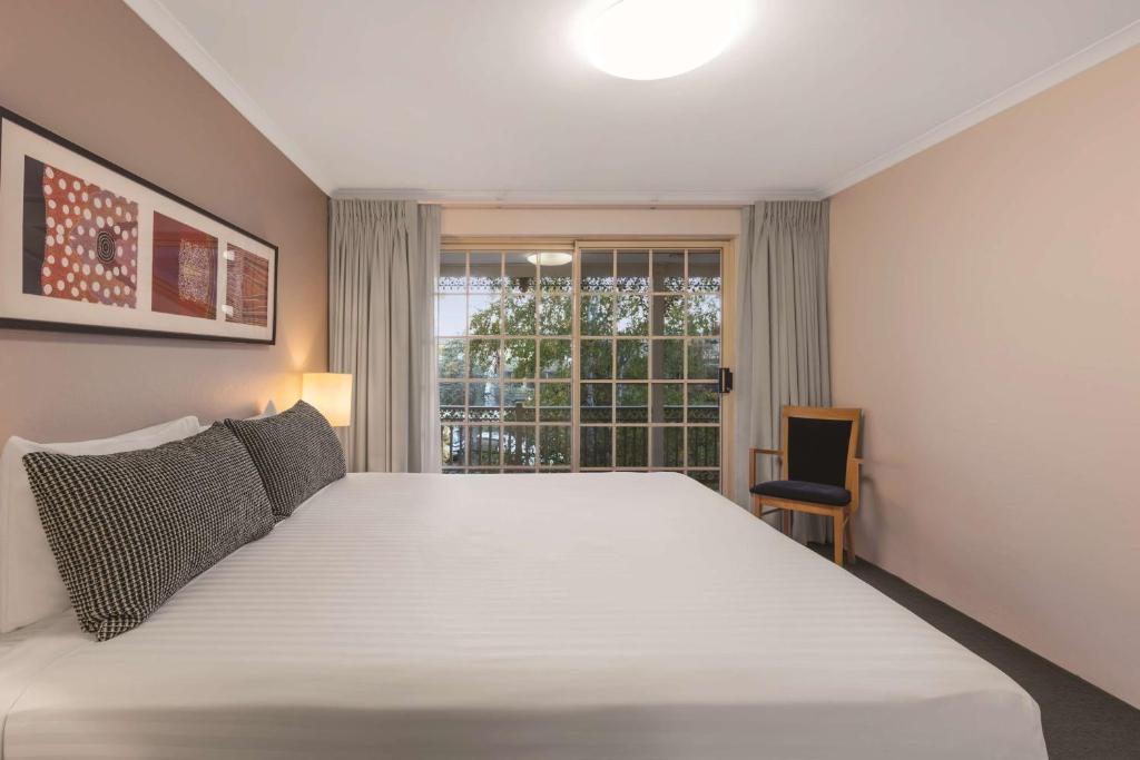 Adina Serviced Apartments Canberra Kingston - Resim 17