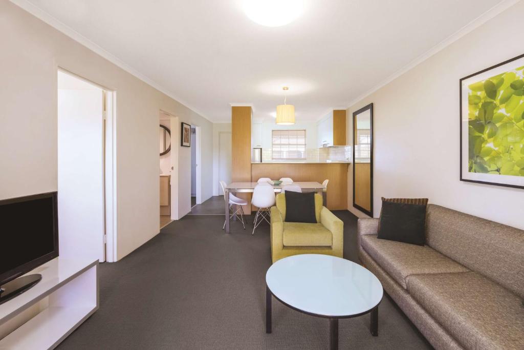 Adina Serviced Apartments Canberra Kingston - Resim 21