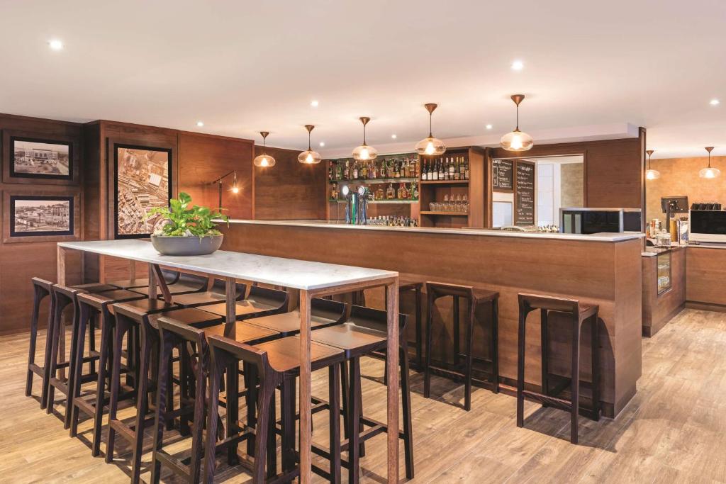 Adina Apartment Hotel Auckland Britomart - Resim 10