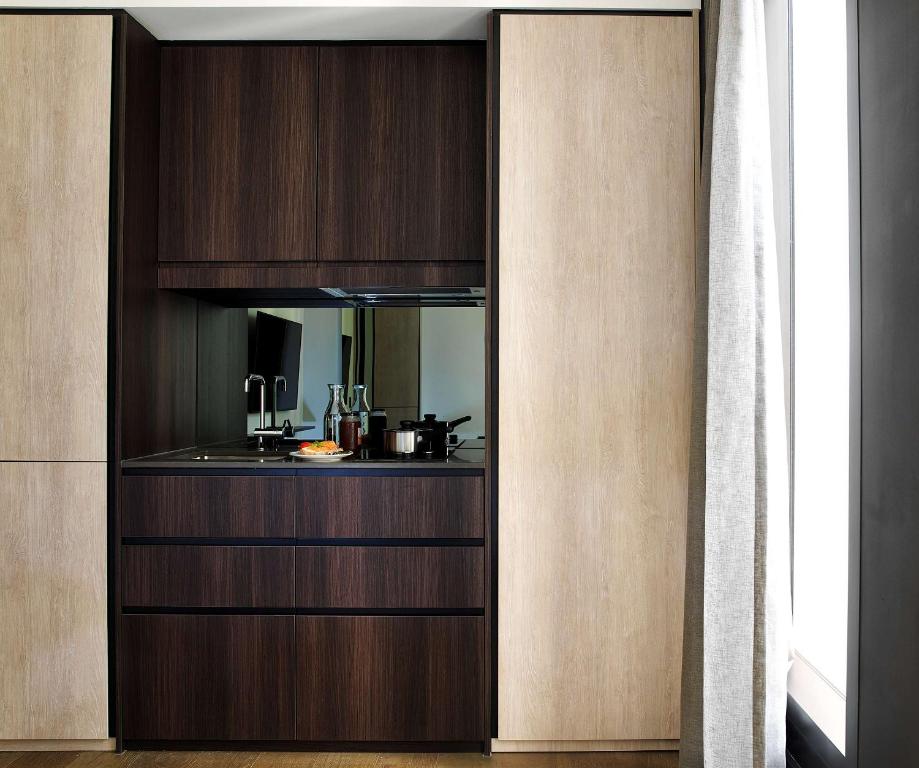 A by Adina Sydney - Resim 31