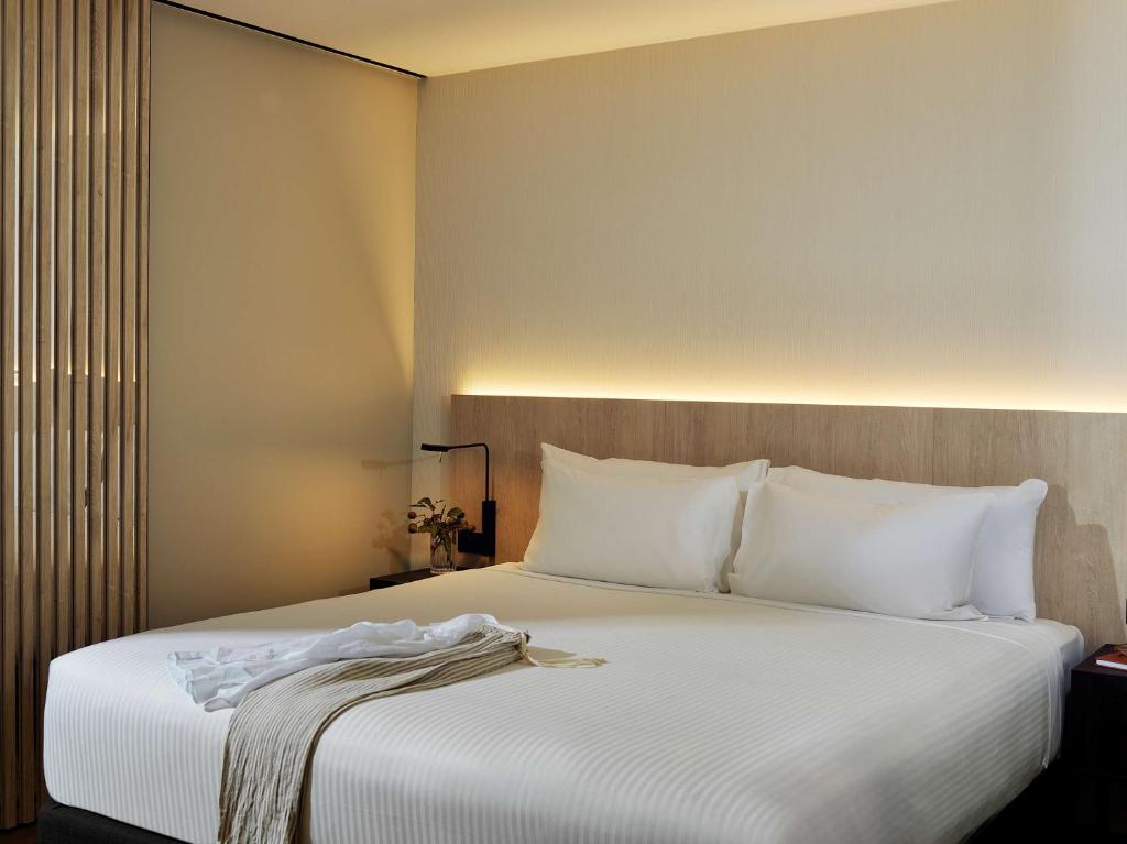 A by Adina Sydney - Resim 38