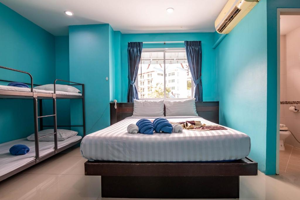 PATONG BLUE HOTEL - Resim 26
