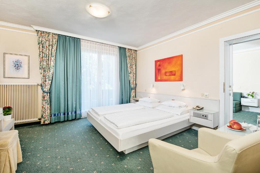 Postel nebo postele na pokoji v ubytování Hotel Schönruh