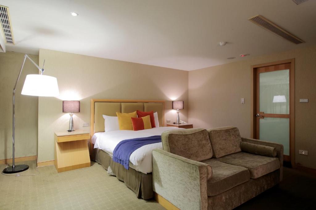 Jin Hua Hotel - Deluxe Double Room (без парковки)