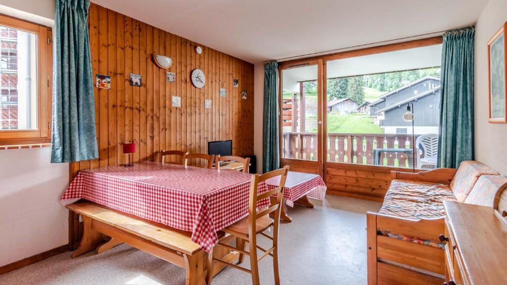 Fotografia z galérie ubytovania Les Sitelles - 11 - Piscine Appart 6 pers v destinácii Morillon