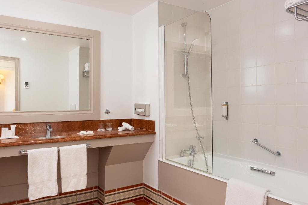 Hôtel Barrière le Grand Hôtel Enghien-les-Bains - Junior Suite With Balcony And Casino & Spa Access