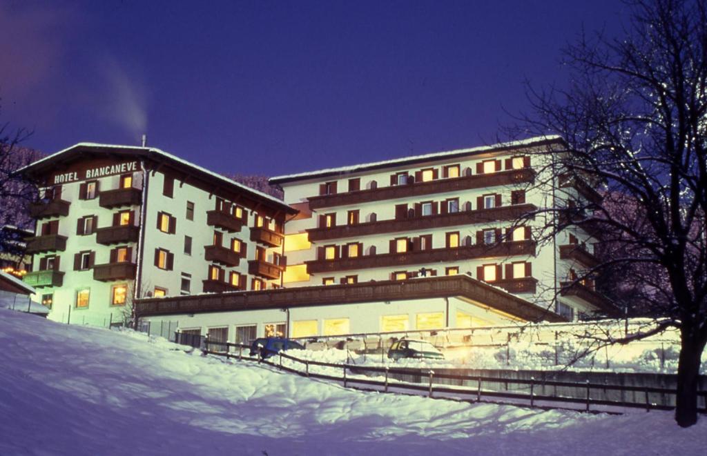 Grand Hotel Biancaneve v zimě