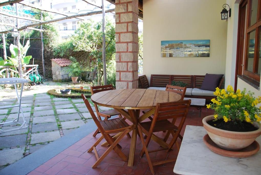 A patio or other outdoor area at Residenza Li Cardilli