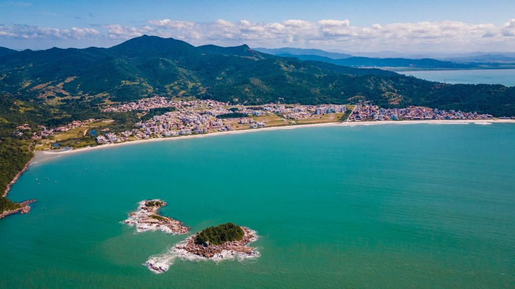 Chalet de montaña Cabana com vista mar (Brasil Governador Celso Ramos) -  Booking.com